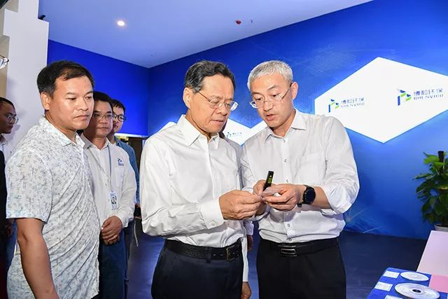 5d1ebd14871fa.png 2.png